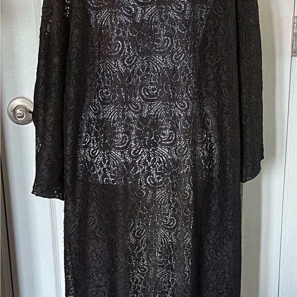 Black lace duster by LuLaRoe Sz L EUC - Picture 4 of 6